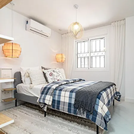 Awesome 3 Bedroom Metres From The Rdr289 Lägenhet