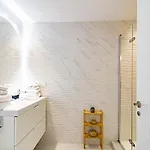 Awesome 3 Bedroom Metres From The Rdr289 Apartamento Estepona