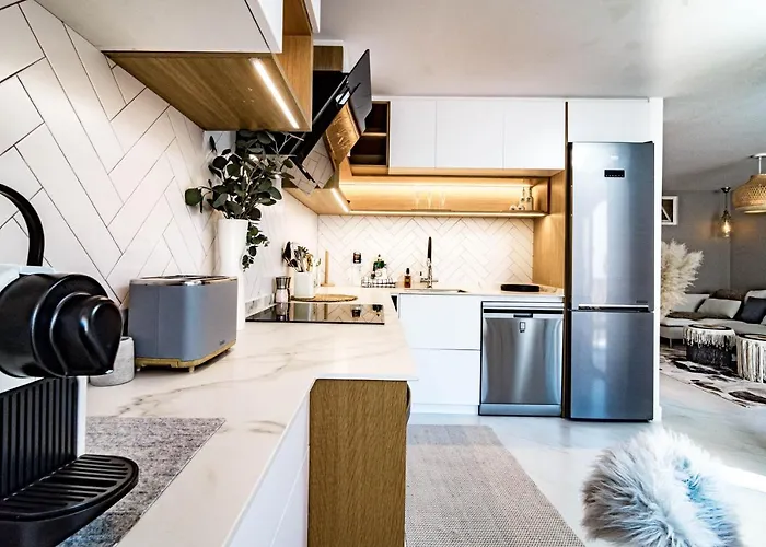 Awesome 3 Bedroom Metres From The Rdr289 *